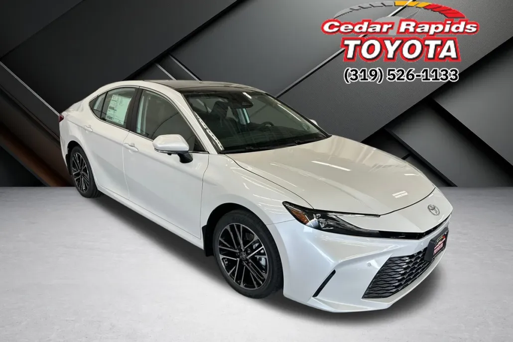 2025 Toyota Camry XLE photo 1