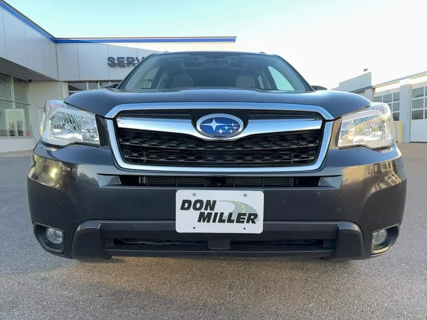2016 Subaru Forester 2.5i Touring photo 1