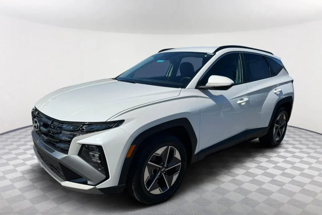 2025 Hyundai Tucson SEL photo 1