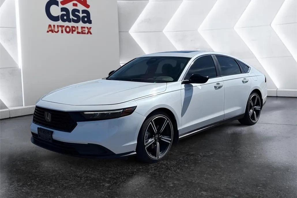 2023 Honda Accord Hybrid Sport photo 1