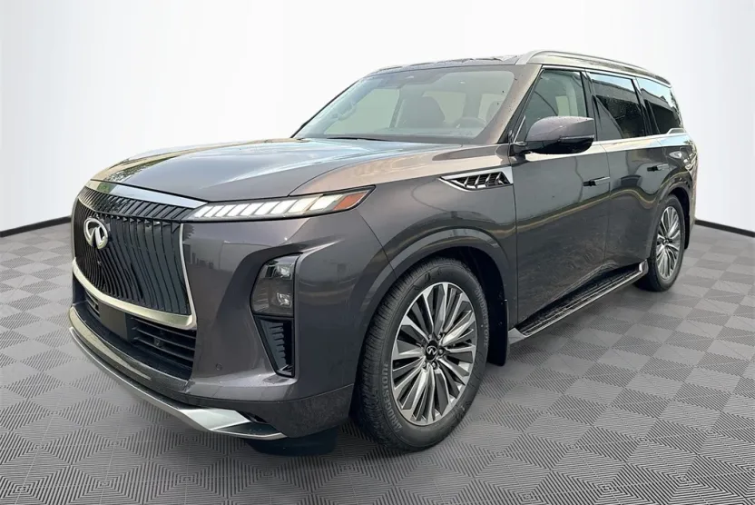 2026 Infiniti QX80 Luxe photo 1