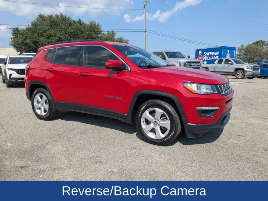 2020 Jeep Compass Latitude photo 1
