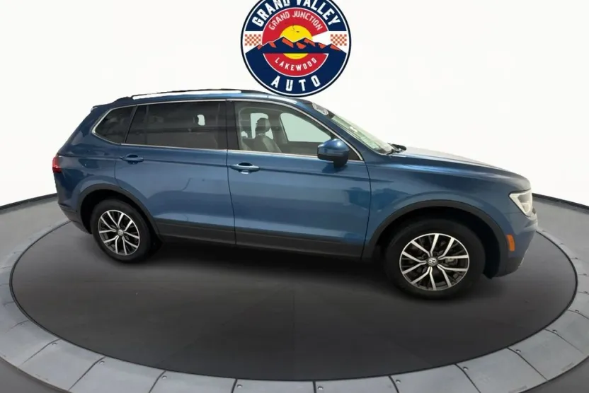 2019 Volkswagen Tiguan SE photo 1