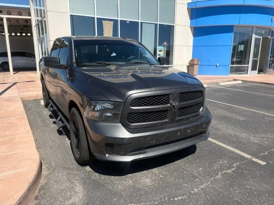 2016 Ram 1500 Express photo 1