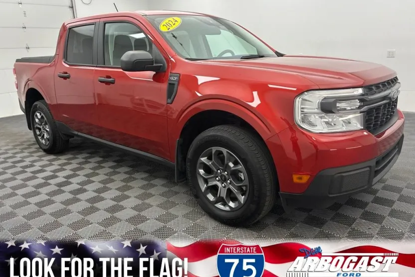 2024 Ford Maverick XLT photo 1