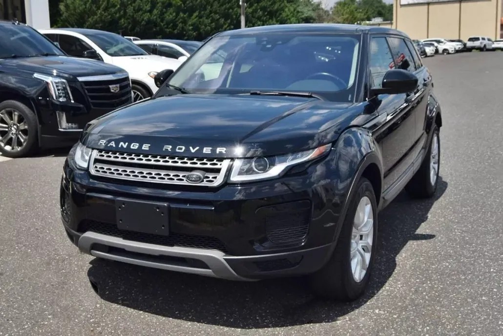 2018 Land Rover Range Rover Evoque SE photo 1