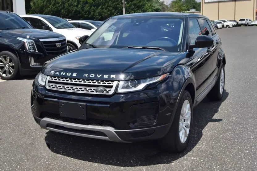 2018 Land Rover Range Rover Evoque SE photo 1