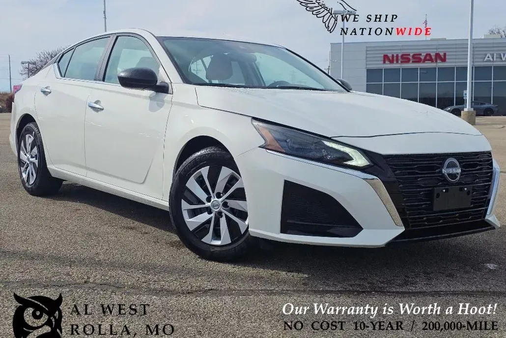 2025 Nissan Altima S photo 1
