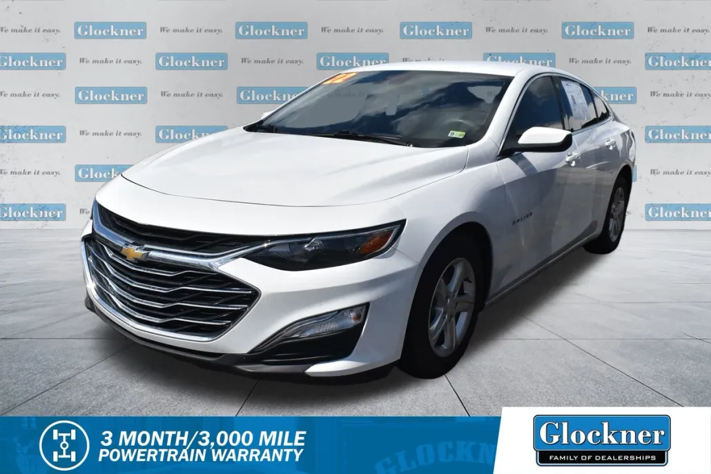 2022 Chevrolet Malibu LS photo 1