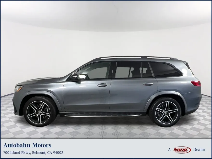2025 Mercedes Benz GLS 450 4MATIC photo 1