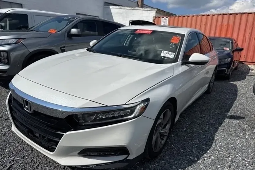 2019 Honda Accord EX-L photo 1