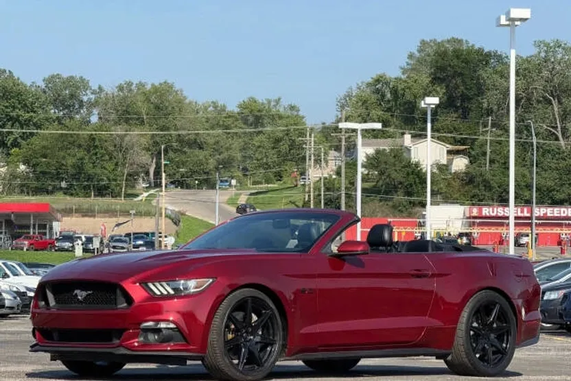 2016 Ford Mustang GT Premium Convertible photo 1