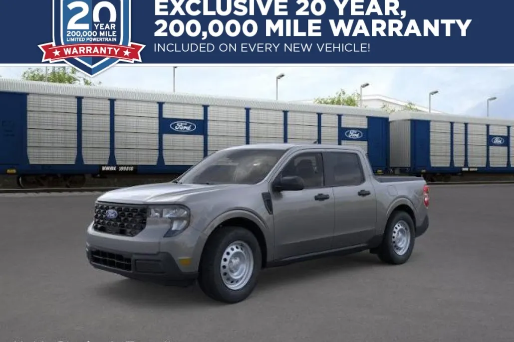 2025 Ford Maverick XL photo 1