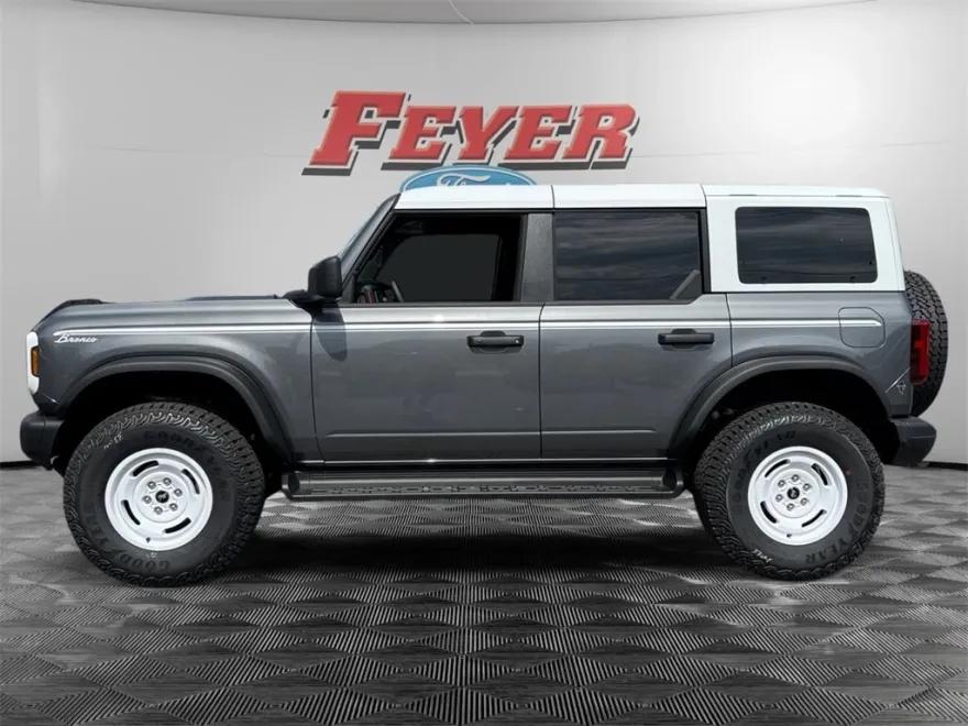 2025 Ford Bronco Heritage First Edition photo 1