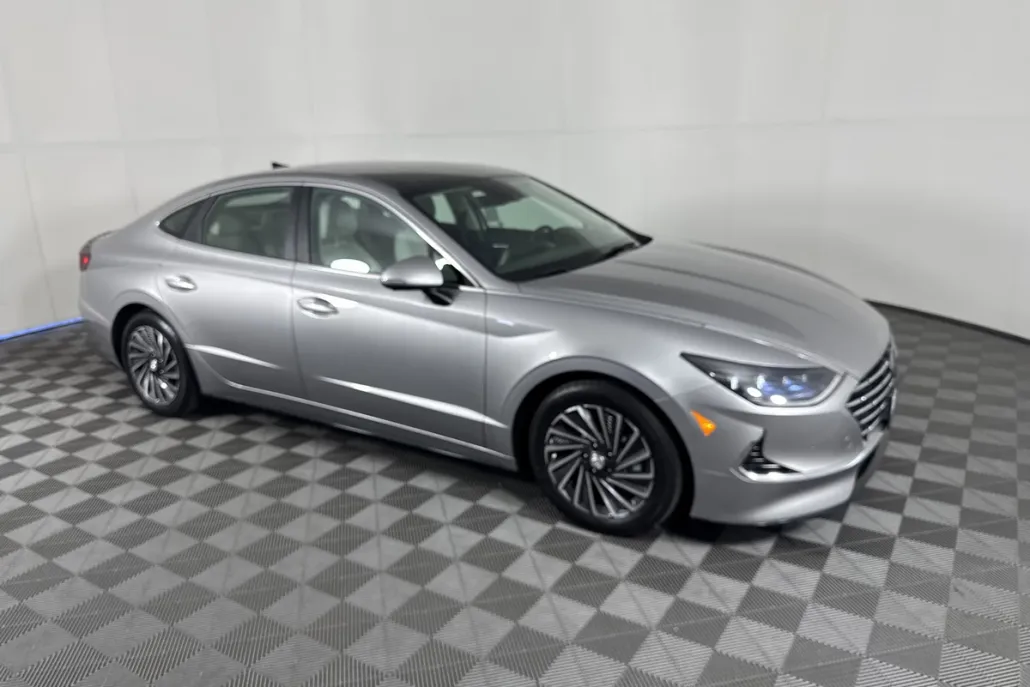 2020 Hyundai Sonata Hybrid Limited photo 1