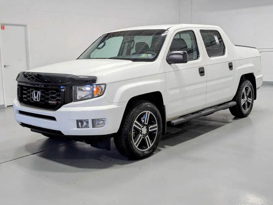 2012 Honda Ridgeline Sport photo 1
