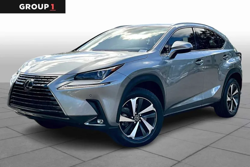 2021 Lexus NX 300 photo 1