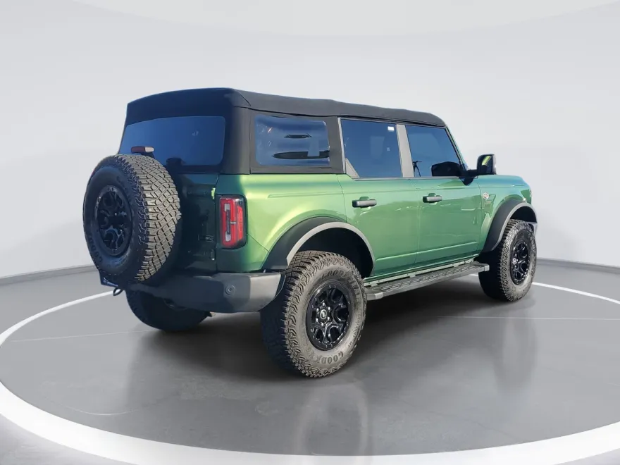2022 Ford Bronco Wildtrak photo 1