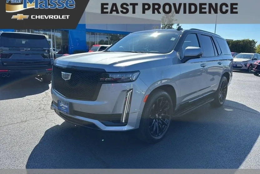 2024 Cadillac Escalade Sport photo 1