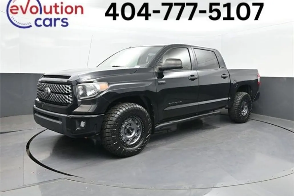 2018 Toyota Tundra SR5 CrewMax photo 1