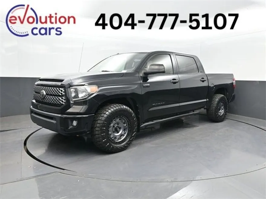 2018 Toyota Tundra SR5 CrewMax photo 1