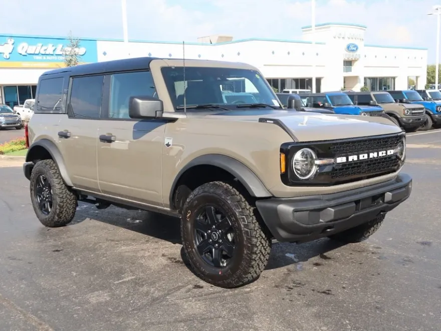 2025 Ford Bronco Big Bend photo 1