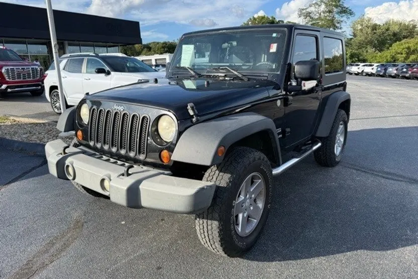 2010 Jeep Wrangler X photo 1