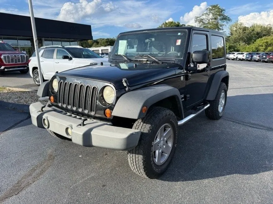 2010 Jeep Wrangler X photo 1