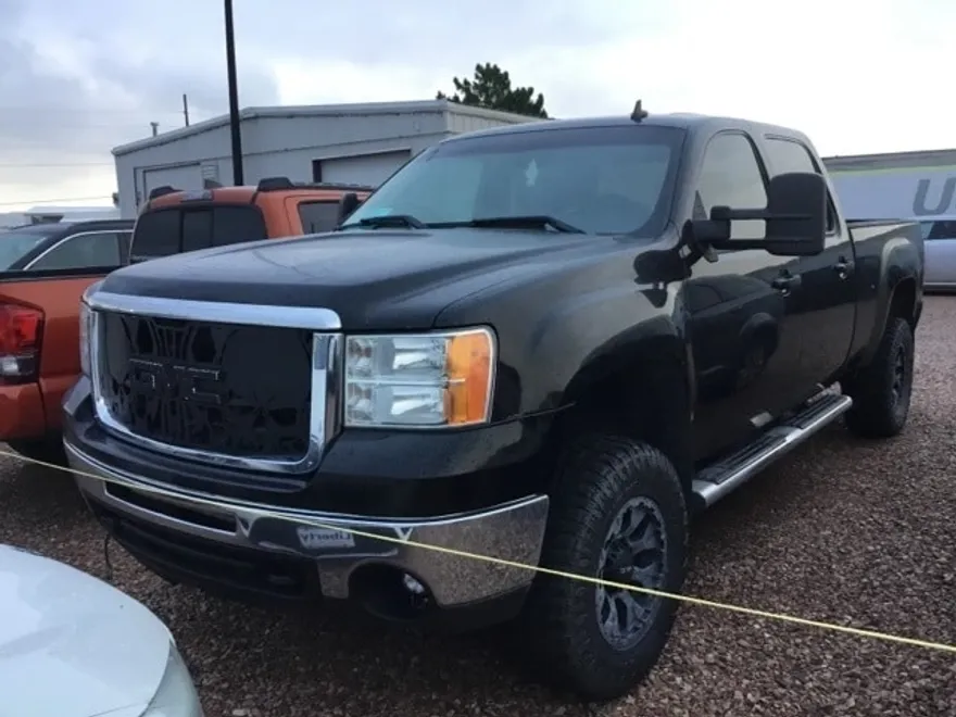 2008 Gmc Sierra SLE photo 1