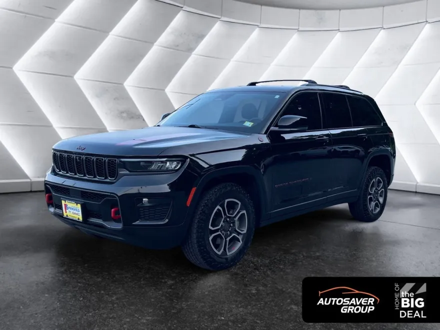 2022 Jeep Grand Cherokee Trailhawk photo 1