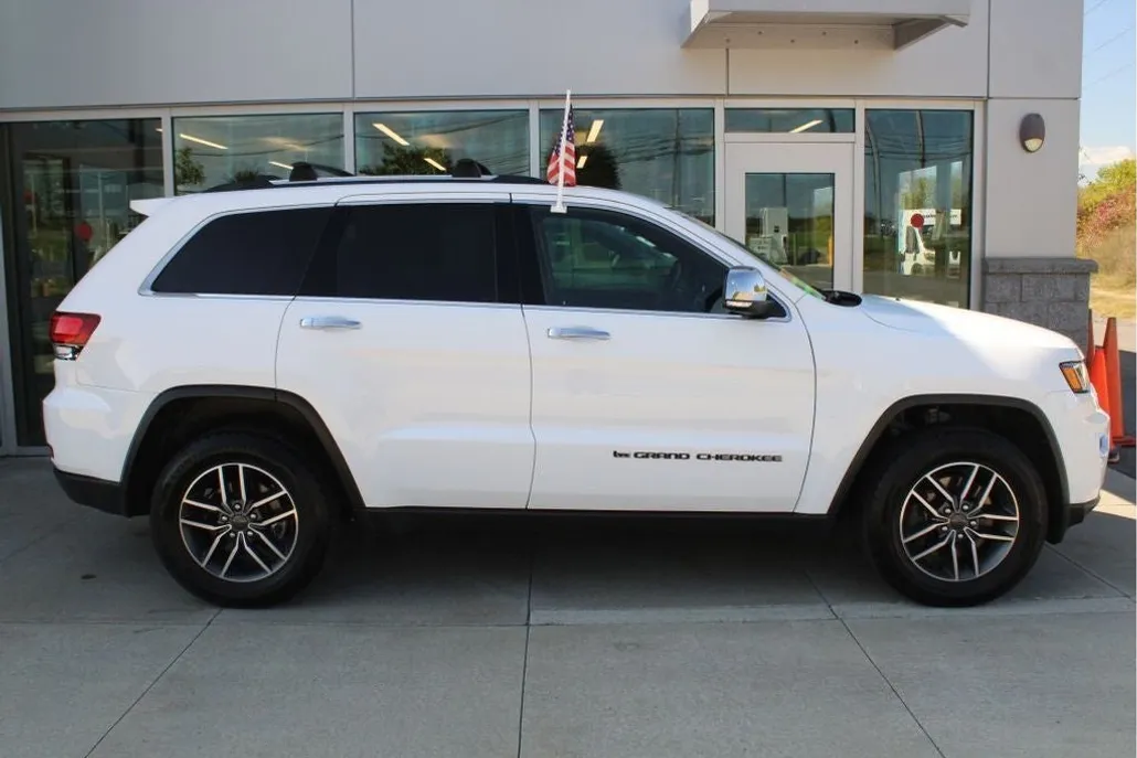2022 Jeep Cherokee Limited photo 1