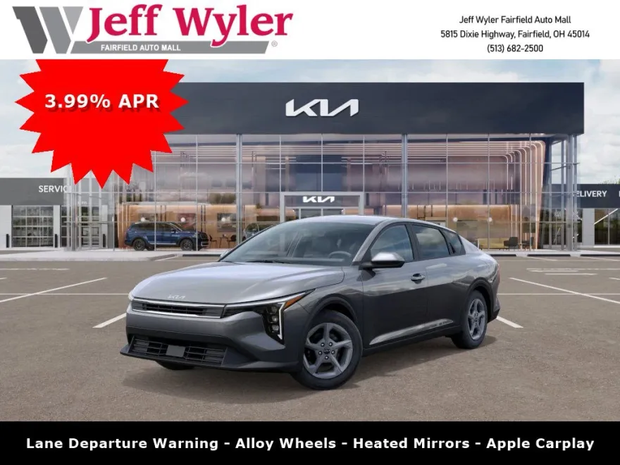 2025 Kia K4 LXS photo 1