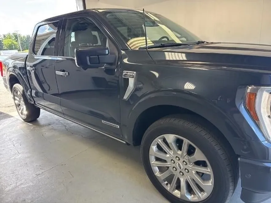2021 Ford F-150 Limited photo 1