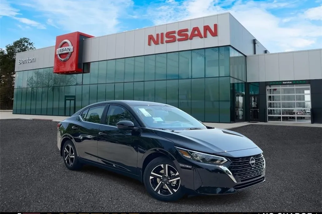 2025 Nissan Sentra SV photo 1