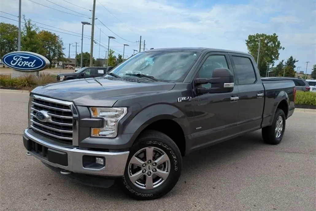 2016 Ford F-150 XLT photo 1