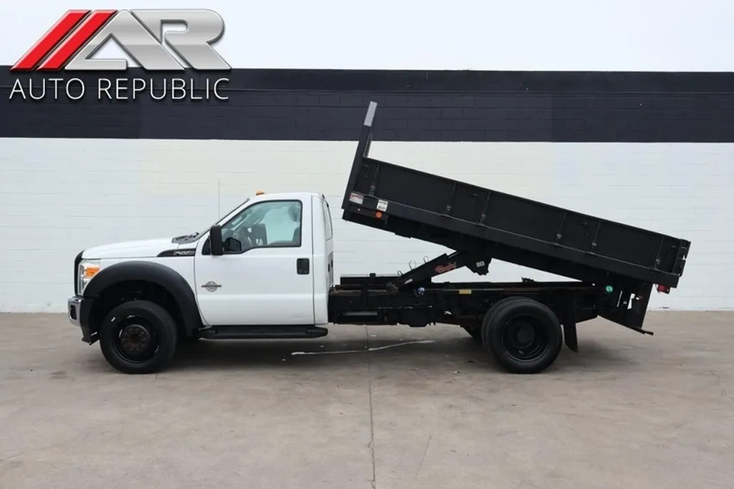 2014 Ford F-550 XL photo 1