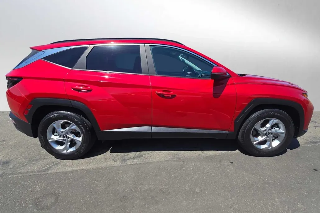 2022 Hyundai Tucson SEL photo 1