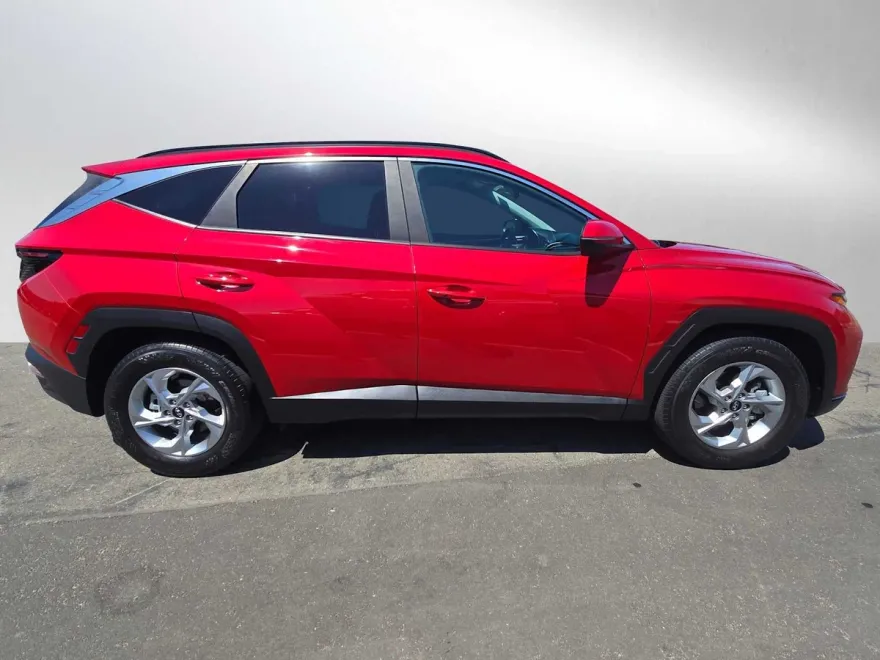 2022 Hyundai Tucson SEL photo 1
