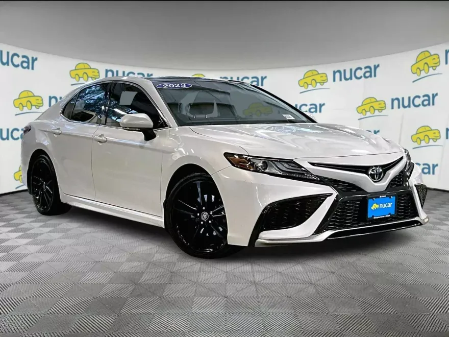 2023 Toyota Camry XSE photo 1