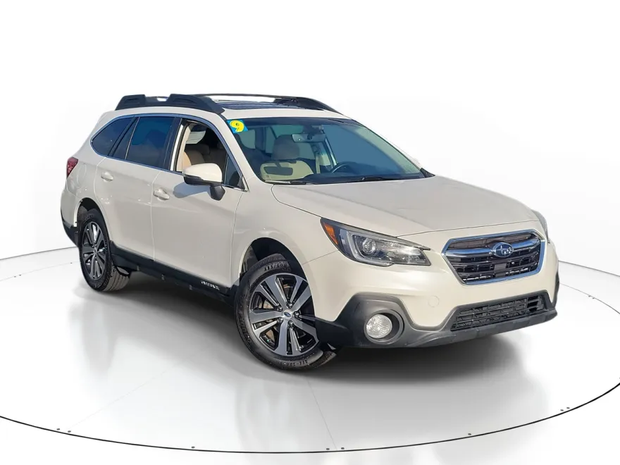 2019 Subaru Outback Limited photo 1