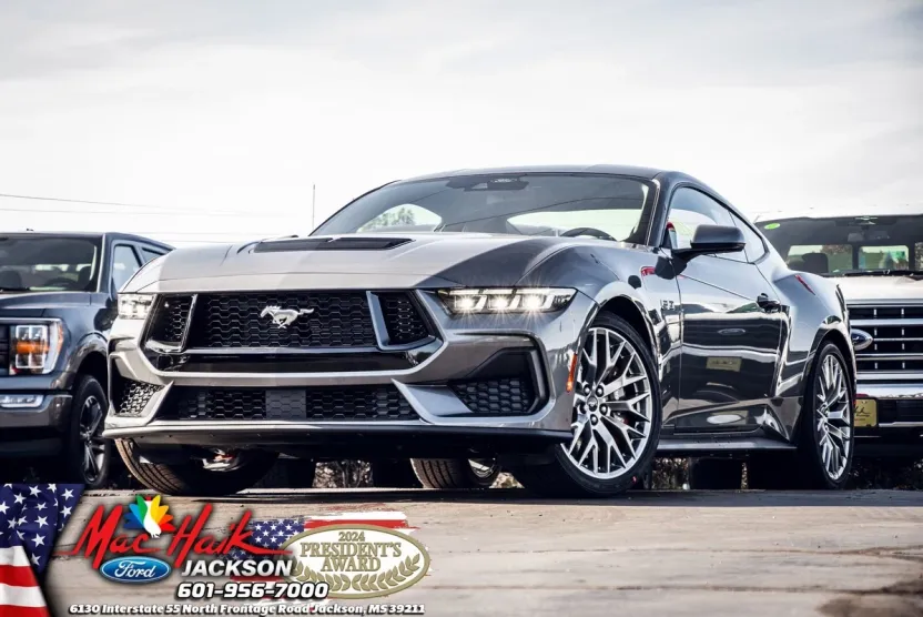2025 Ford Mustang GT Premium photo 1