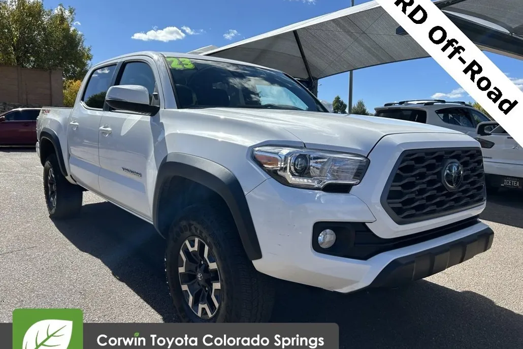 2023 Toyota Tacoma TRD V6 photo 1
