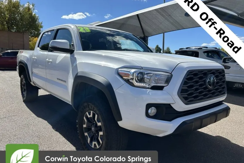 2023 Toyota Tacoma TRD V6 photo 1