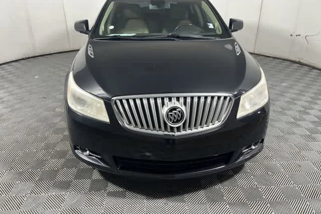 2010 Buick LaCrosse CXS photo 1