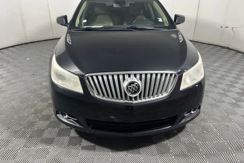 2010 Buick LaCrosse CXS photo 1