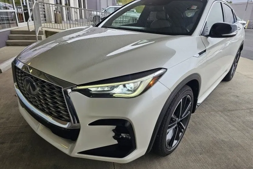 2022 Infiniti QX55 Luxe photo 1