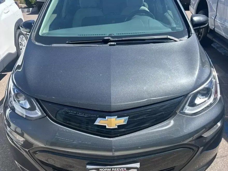 2018 Chevrolet Bolt EV photo 1