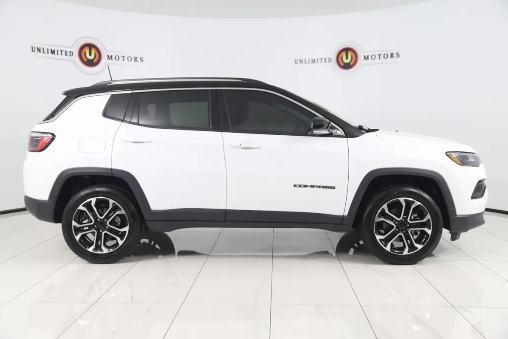 2022 Jeep Compass Limited photo 1
