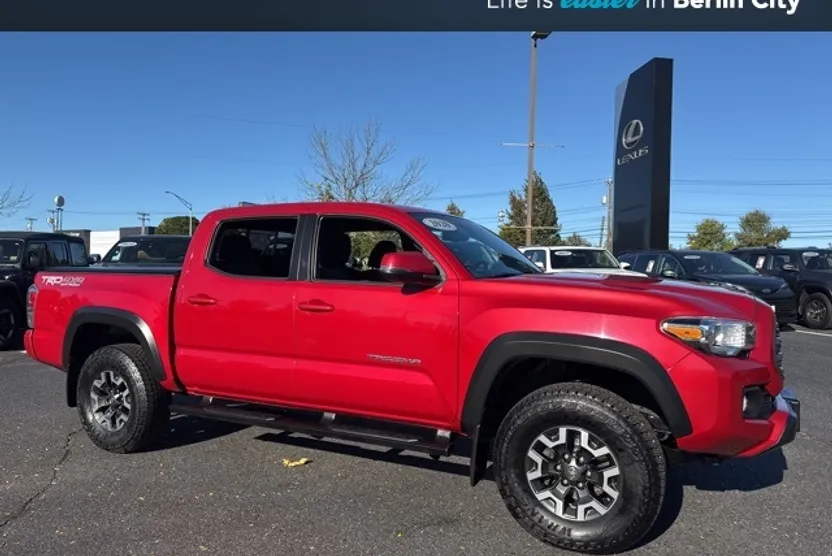 2020 Toyota Tacoma TRD Off-Road photo 1