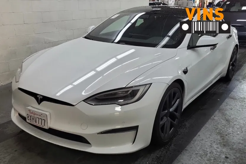 2021 Tesla Model S Long Range photo 1